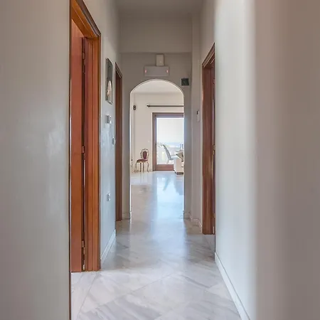 Nikola's Chania スタロス