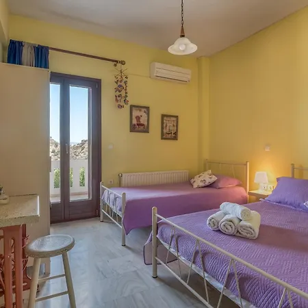 Nikola's Chania * スタロス